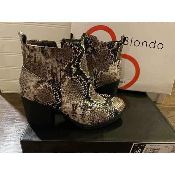 Blondo Waterproof Ankle Boots - Faux Snakeskin 2.5" Block Heel Women's Size 6.5 - Picture 2 of 6
